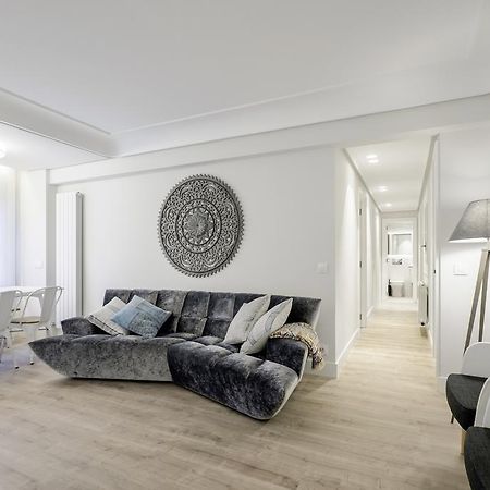 Apartamento Zurriola Luxury - Surf Beach Con Aire Acondicionado San Sebastian Bagian luar foto