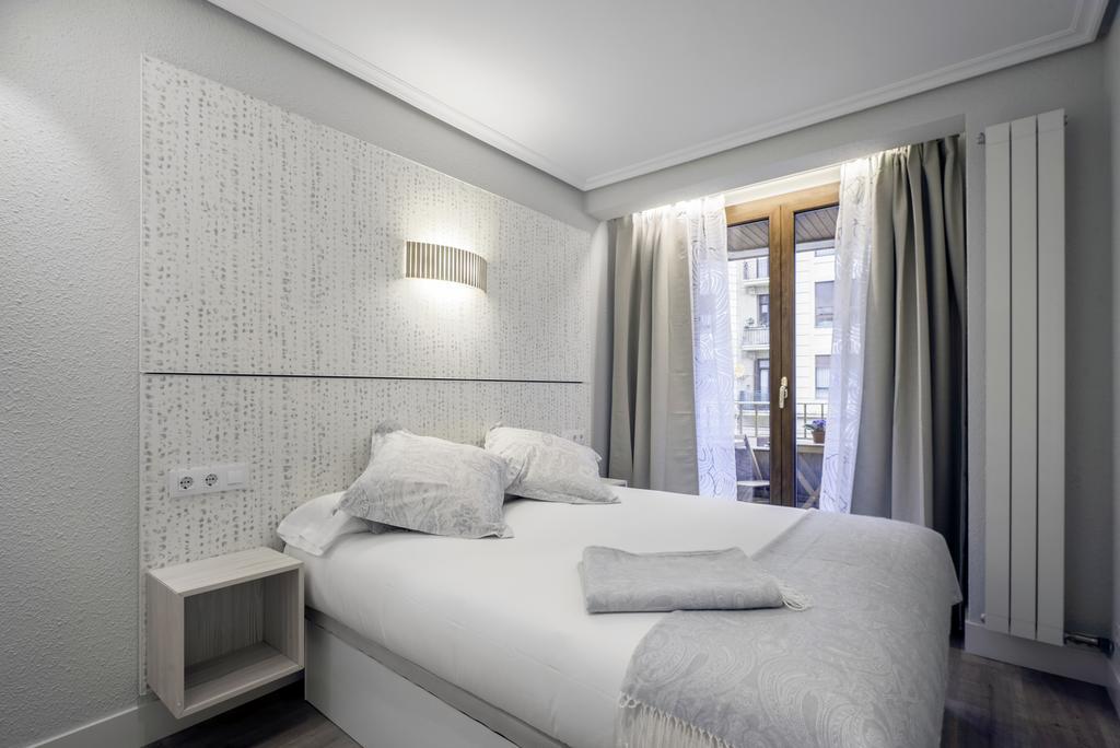 Apartamento Zurriola Luxury - Surf Beach Con Aire Acondicionado San Sebastian Bagian luar foto