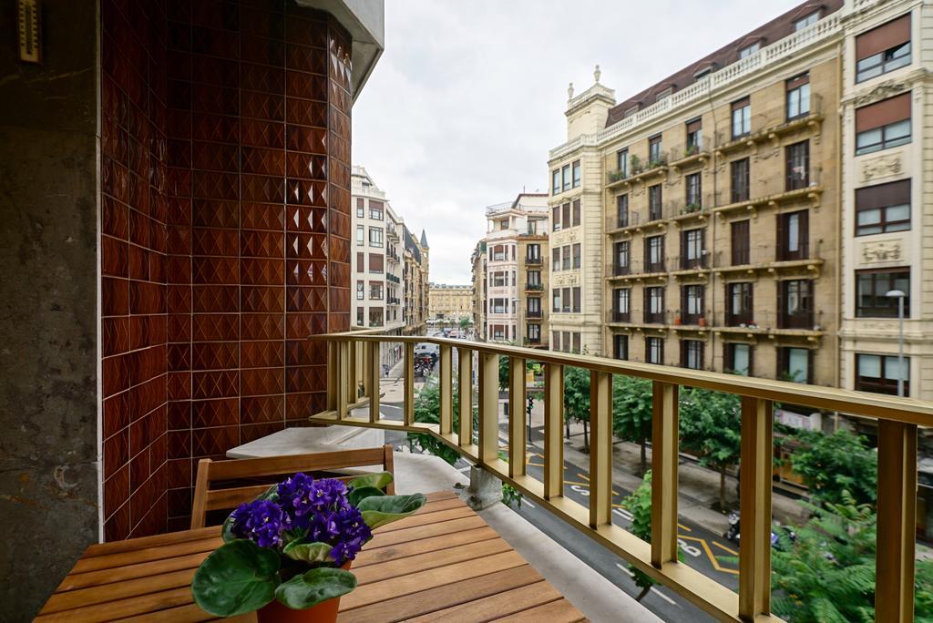 Apartamento Zurriola Luxury - Surf Beach Con Aire Acondicionado San Sebastian Bagian luar foto